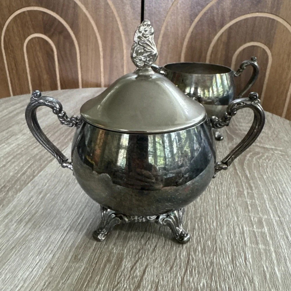 Vintage Oneida Silverplate Footed Sugar Bowl with Lid & Creamer Set Patina
